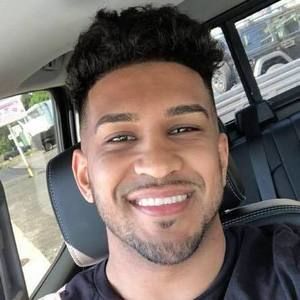 Meet your Posher, Adam